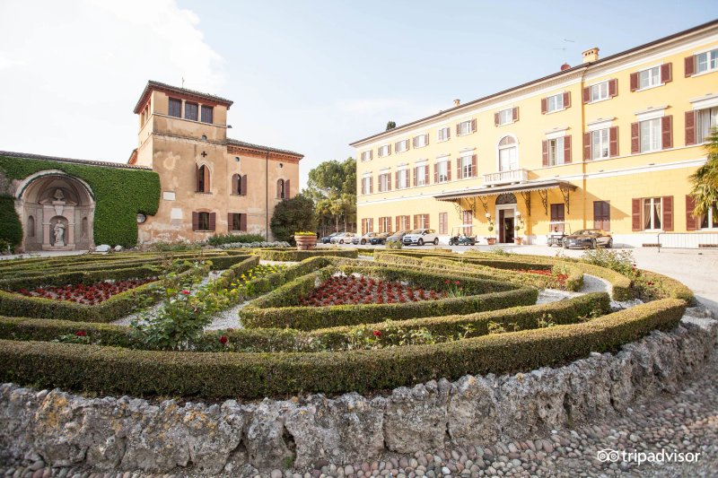 Hotel Villa Dei Cedri