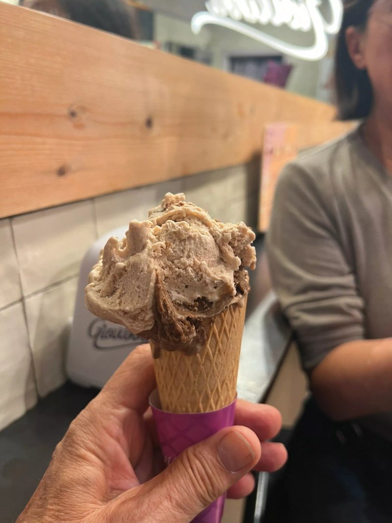 Giovanni Gelateria Italiana