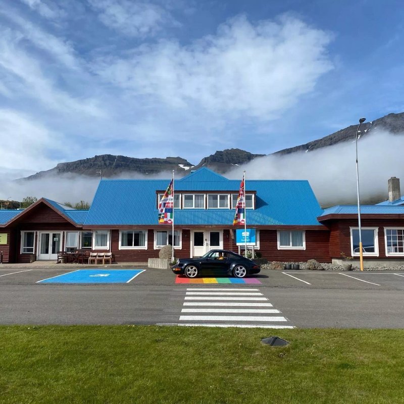 Hotel Blafell Hotel & Restaurant