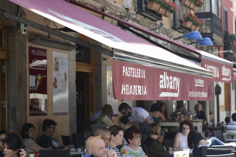 Albany - Confiteria - Heladeria