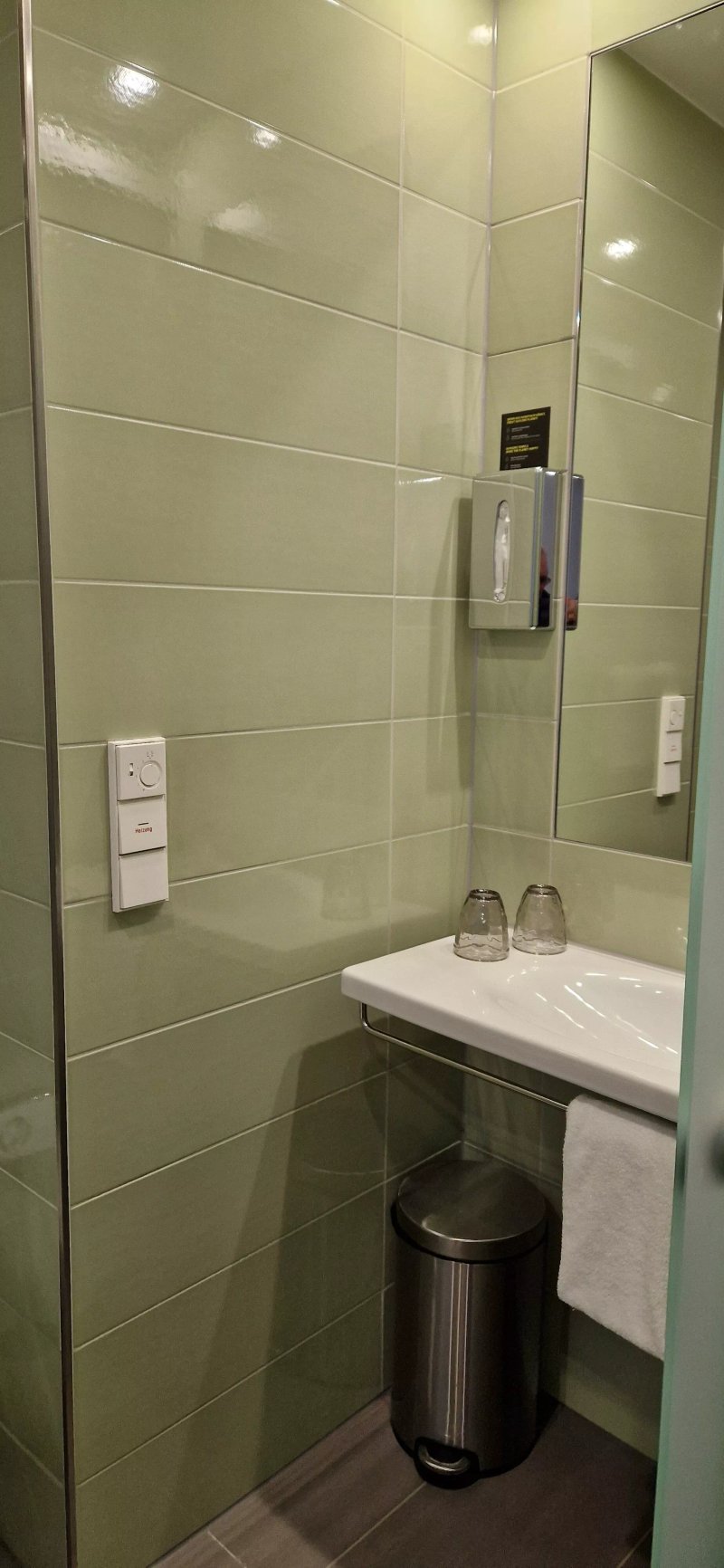 Super 8 By Wyndham Koblenz