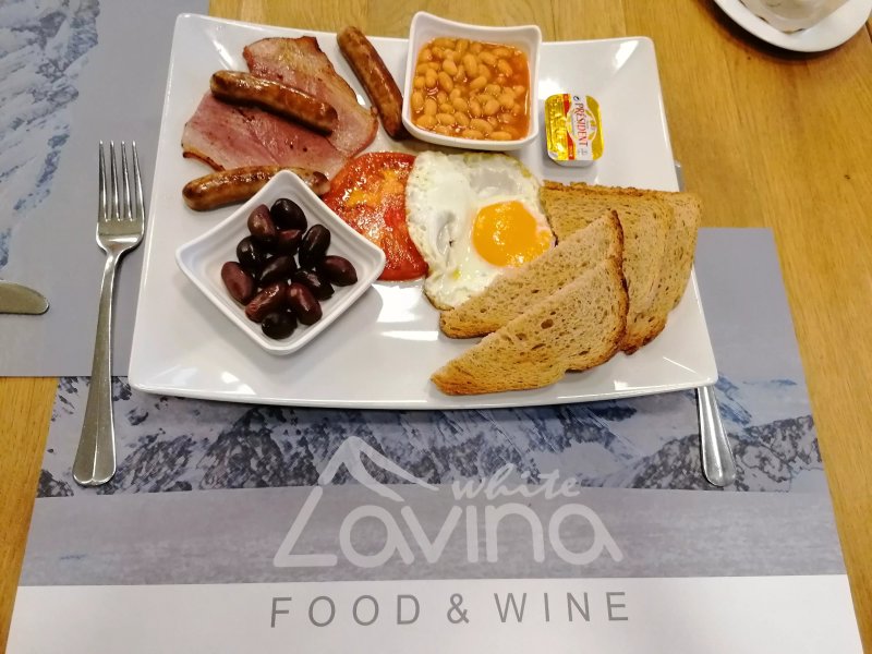 White Lavina Food & Wine