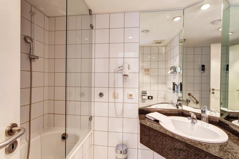 PLAZA Suites Russelsheim