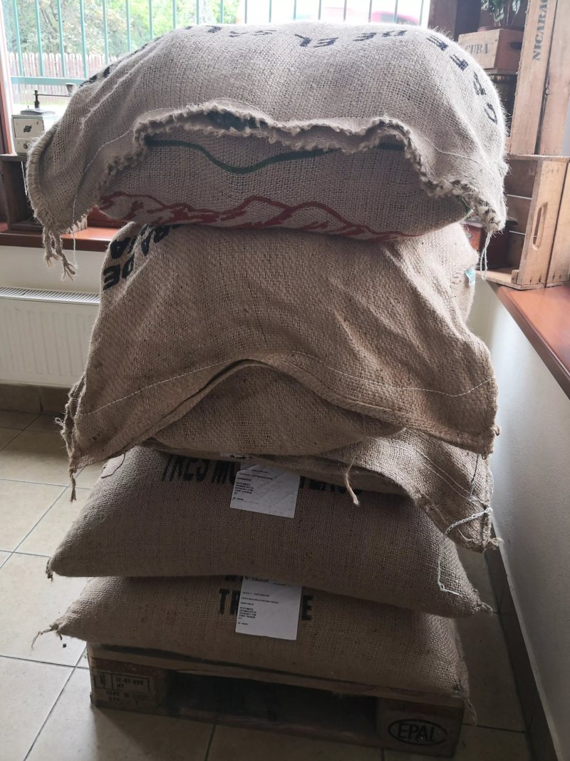 Aroma coffee Trebon Roastery