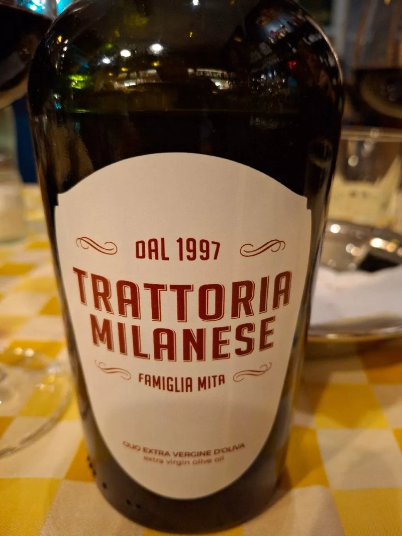 Trattoria Milanese dal 1997| Famiglia Mita