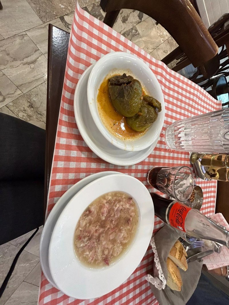Oinomageireio Epirus