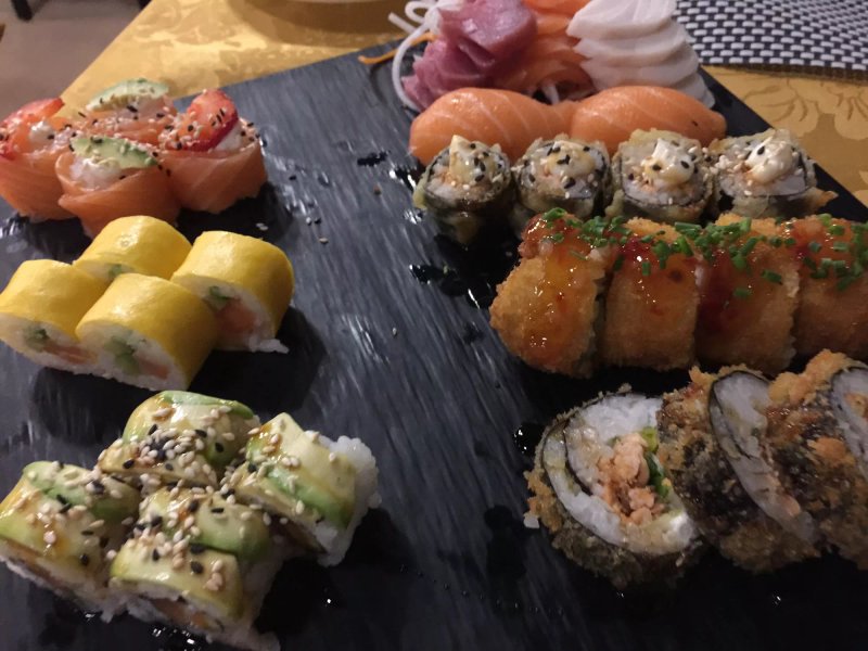 Restaurante Roiyaru Sushi House