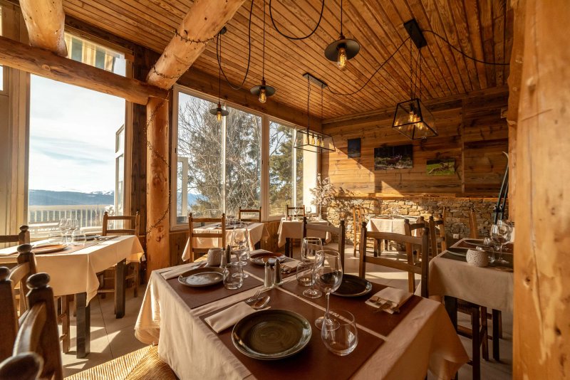 Pyrenees Hotel