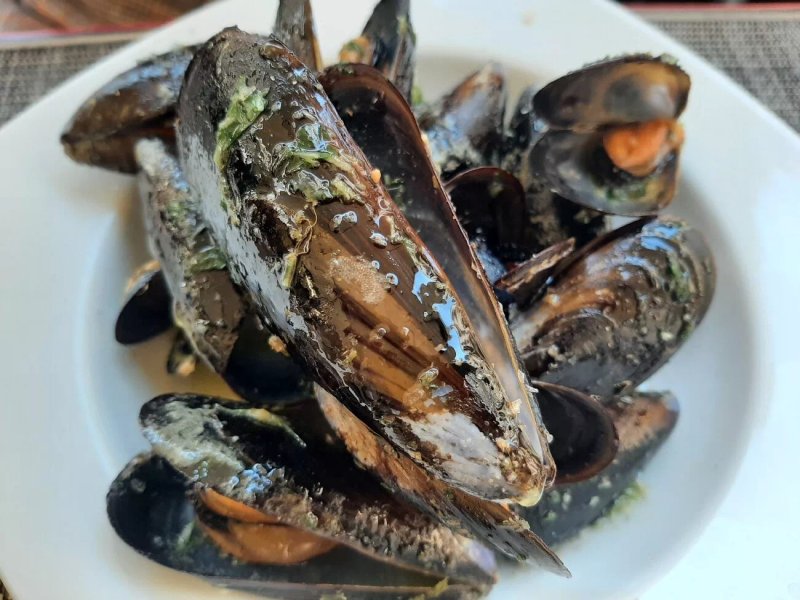 Peixateries Velles Del Mar a la Taula