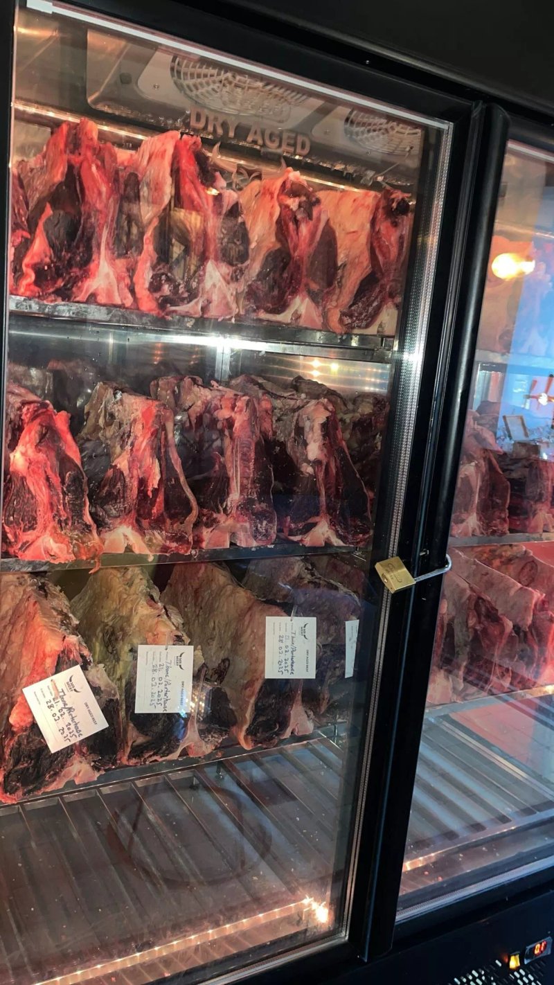 Mr. Meat Steakhouse