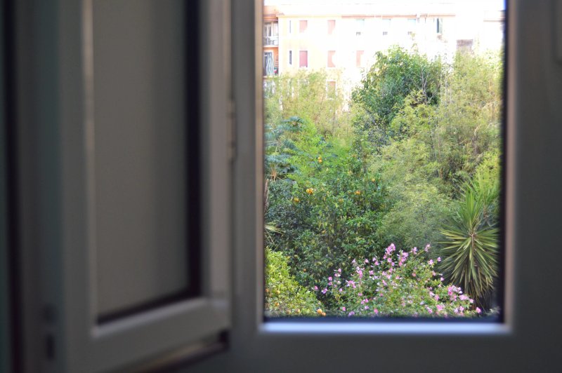 Luna Rossa Roma Guest House