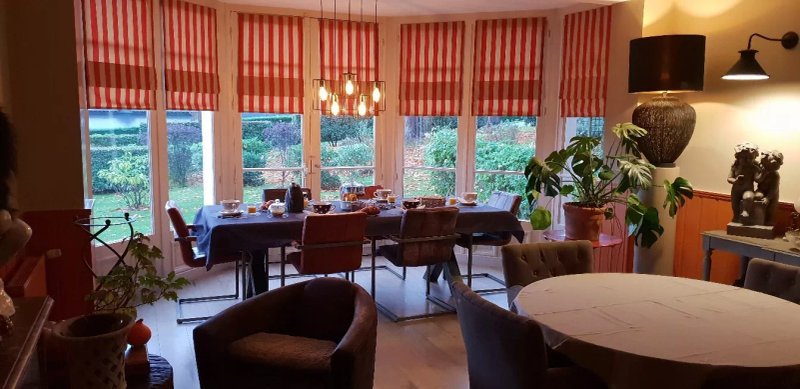 La Villa des Rosiers