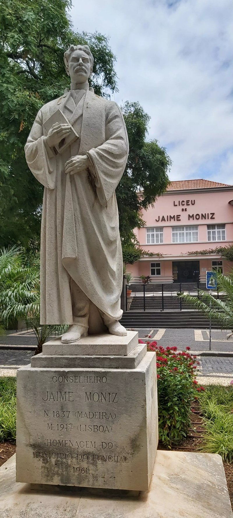 Monumento a Jaime Constantino de Freitas Moniz