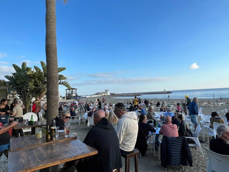 Andy's Beach Bar