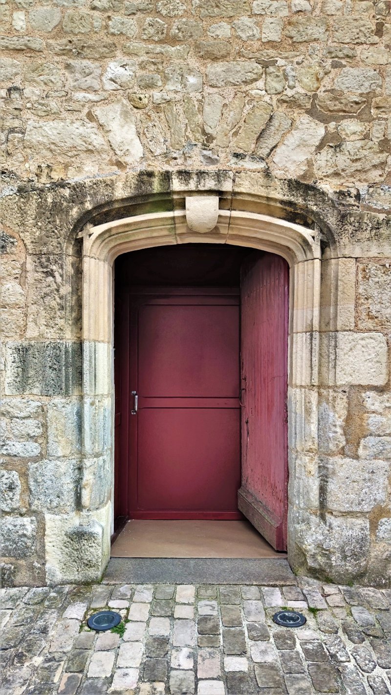 Eglise St-Hilaire (de Nalliers)