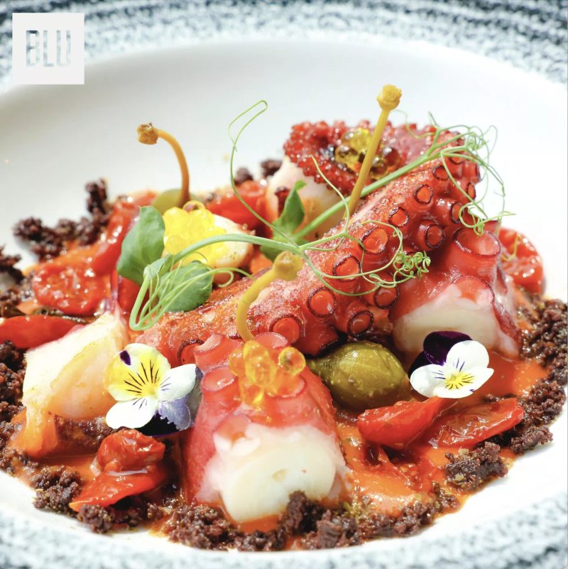 BLU Restaurant & Lounge