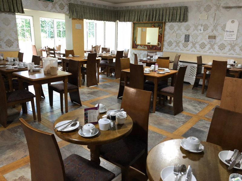 Killarney Inn