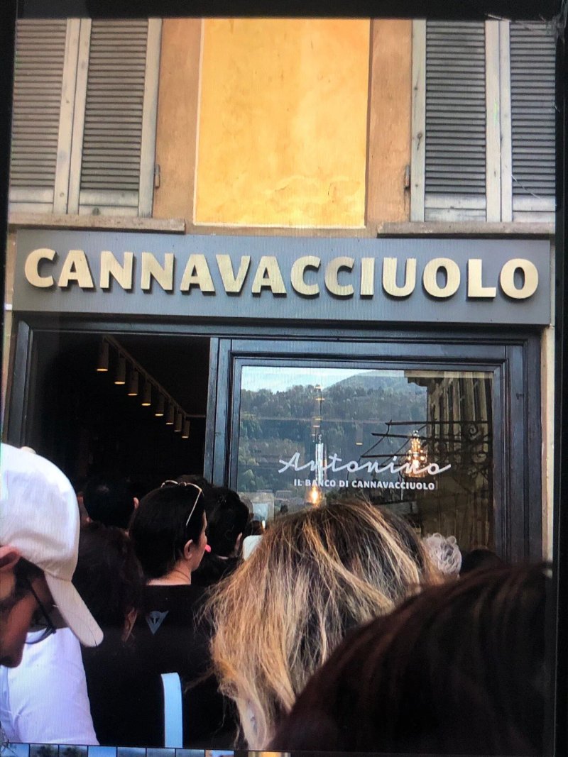 Antonino Il Banco Di Cannavacciuolo