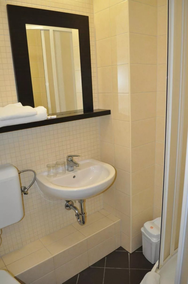 WHB Hotel