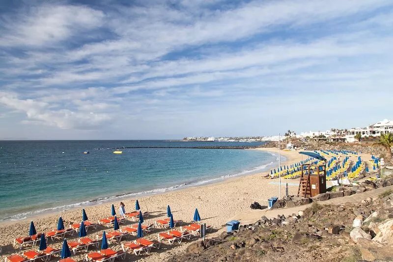 Galeón I - Beautiful Harbor View Apartment for 2 in Playa Blanca