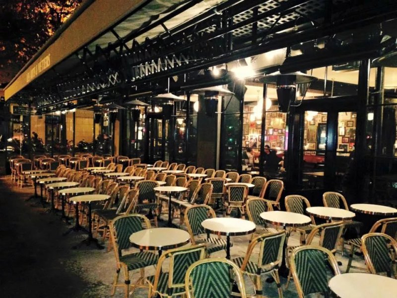 Cafe Brasserie Les Arts & Metiers