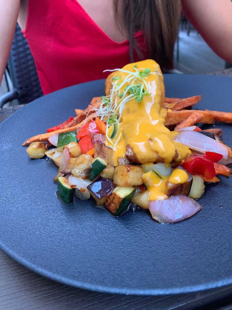 Zero Bistro & Bar