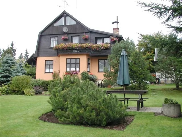 Family Guest House Razlovi