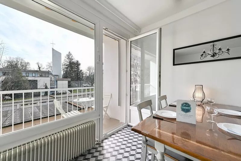 Le Boileau - Apartment for 4 people, parking and balcony, CLOSE to the Lake