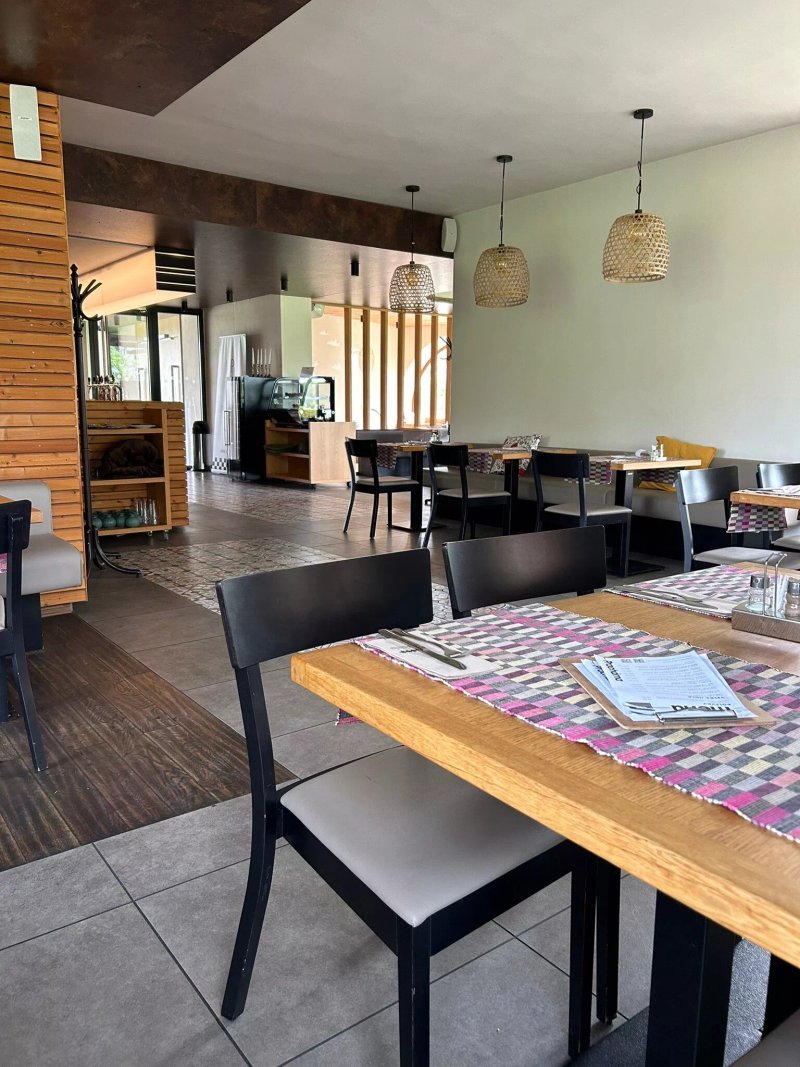Pracharna Garden Restaurant