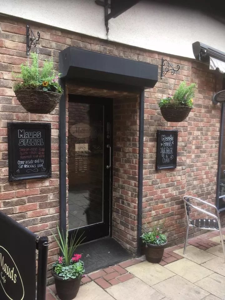 Mauds Cafe of Pontefract