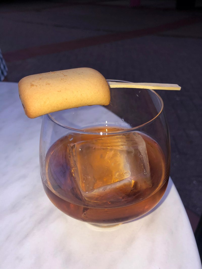 Green's Cocktail Lounge