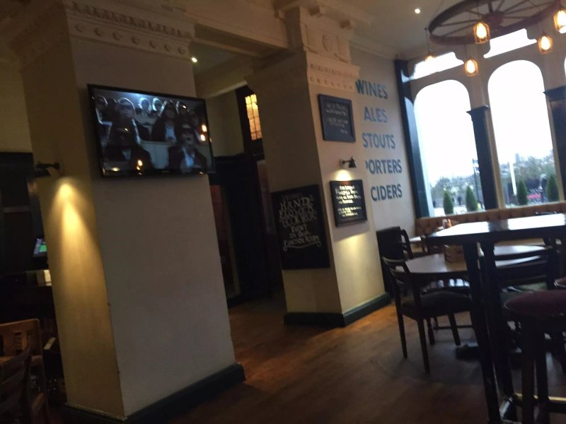 The Hand & Flower, Olympia