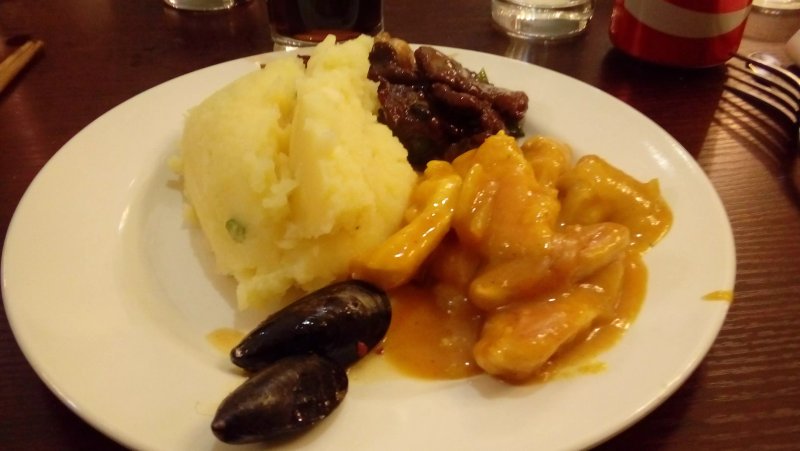 10 Thousand World Restaurant