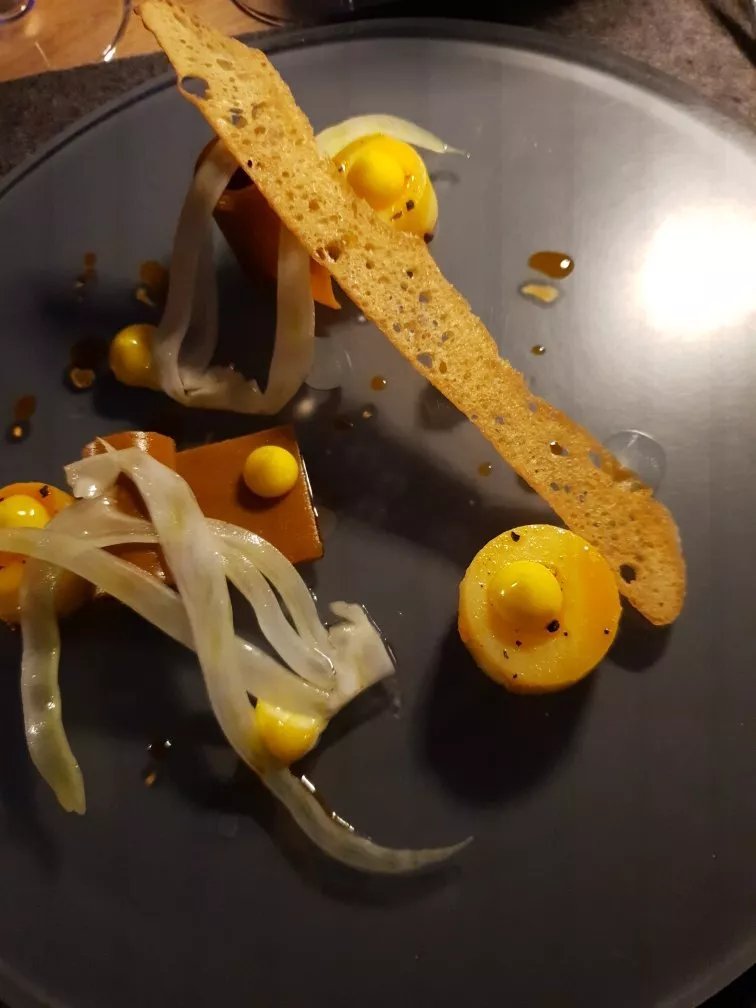 Sauvage - Salle a manger