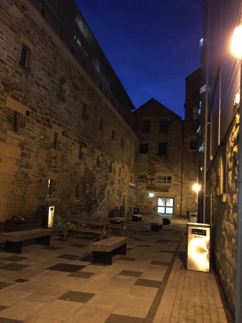 Sugarhouse Close - Royal Mile