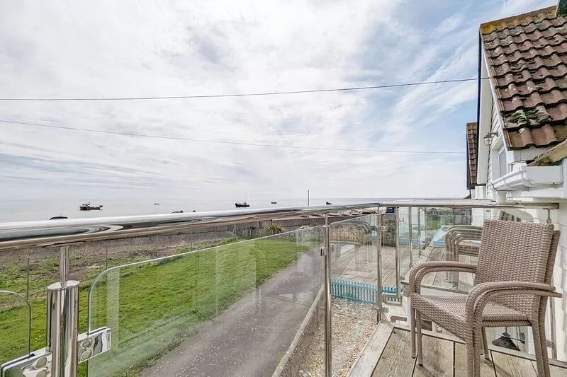 Sea Esta, Selsey - sleeps 4 guests  in 1 bedroom