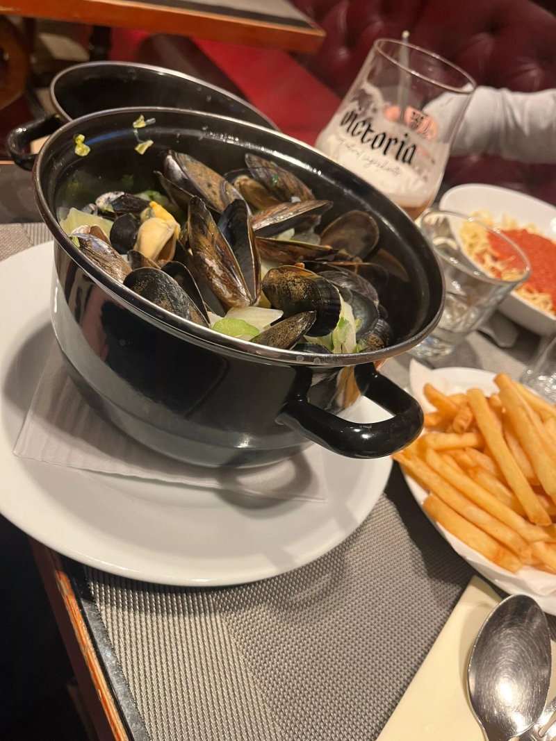 News Cafe