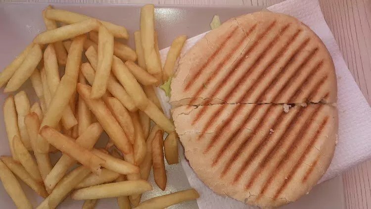 Hamburgueseria Pizzeria Betty Boop