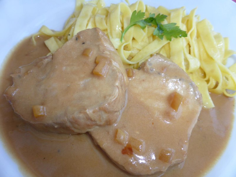 Steiniger Tisch