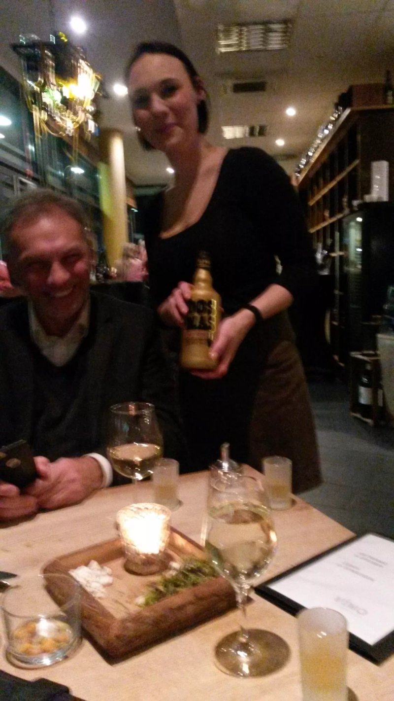 In Vino Cafe & Weinbar