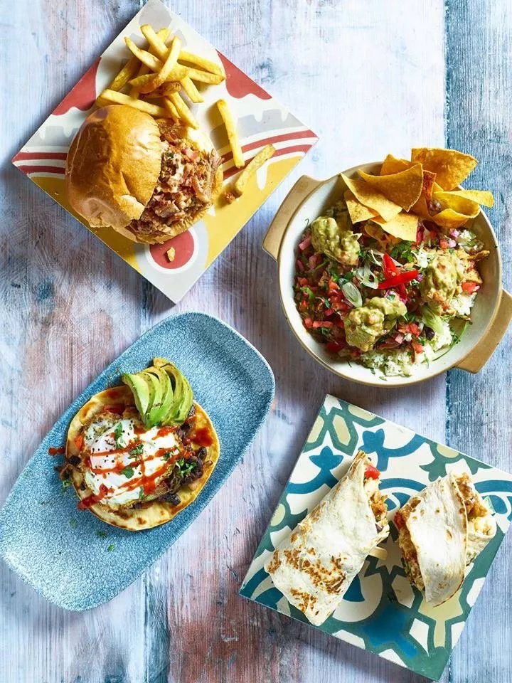 Revolucion De Cuba  Manchester