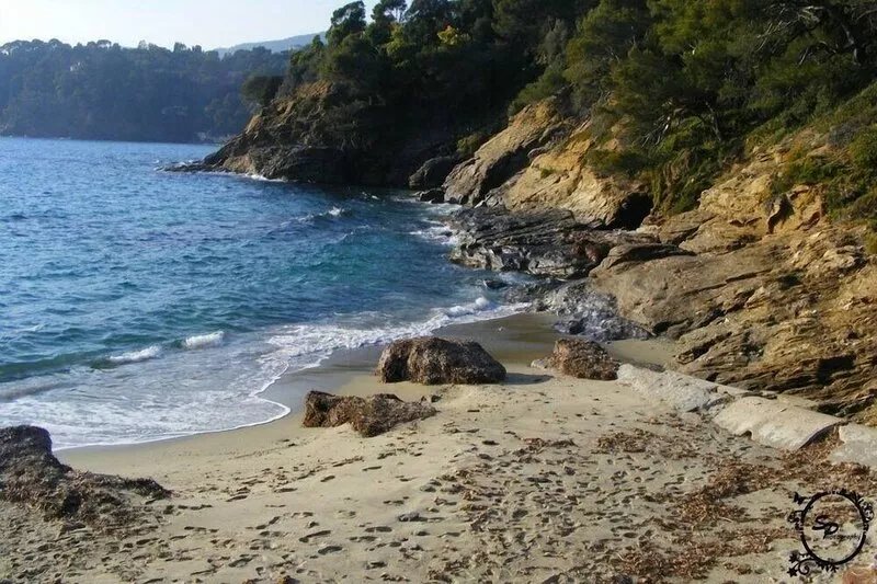 300m FROM THE BEACH and 5 MINS WALK FROM THE BEACHES - CHARMING VILLA