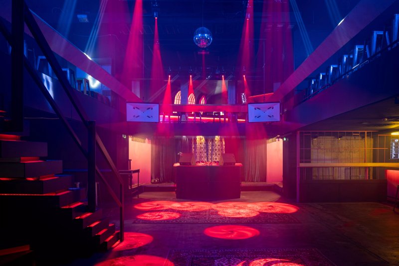 Club DOM