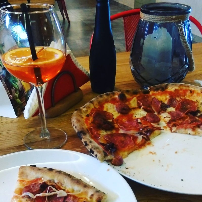 Rosso Pizza & Restaurant