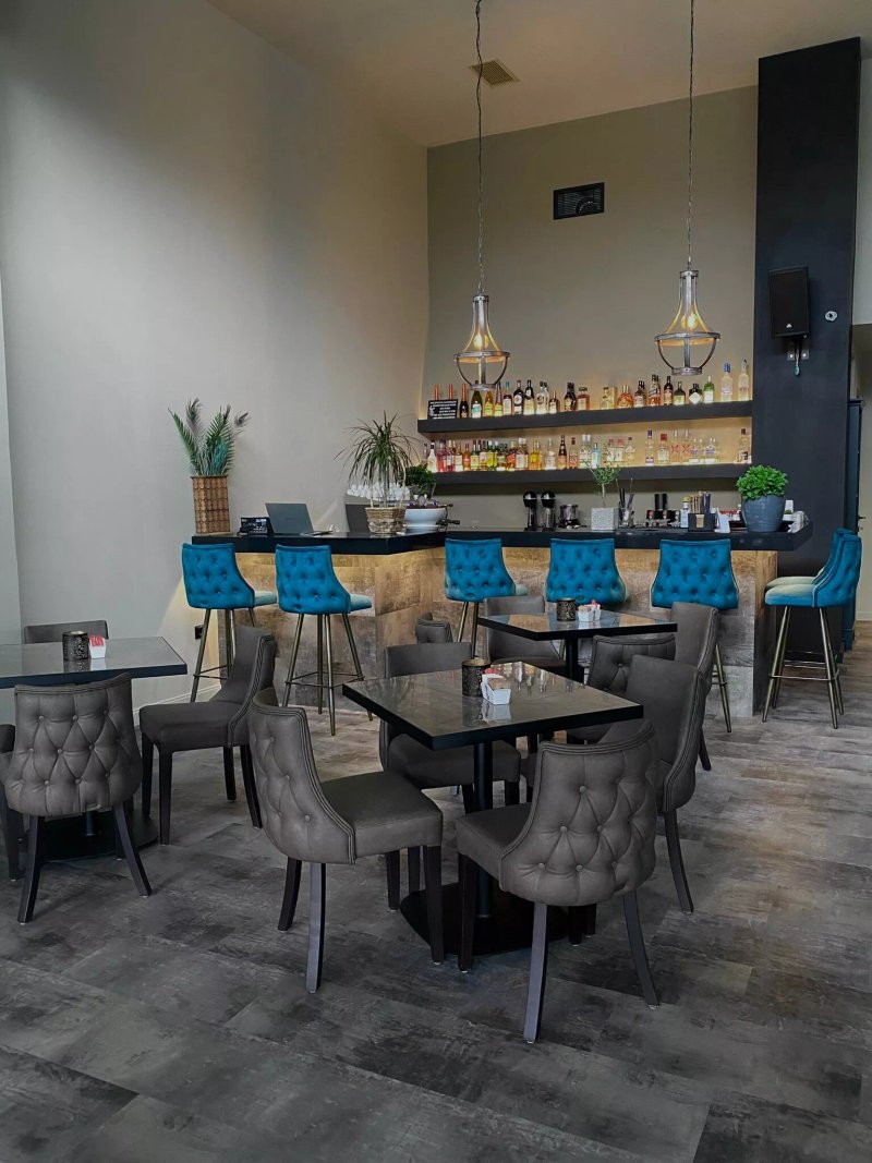 Oz Cafe Bar