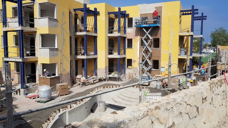 Las Dalias Apartments