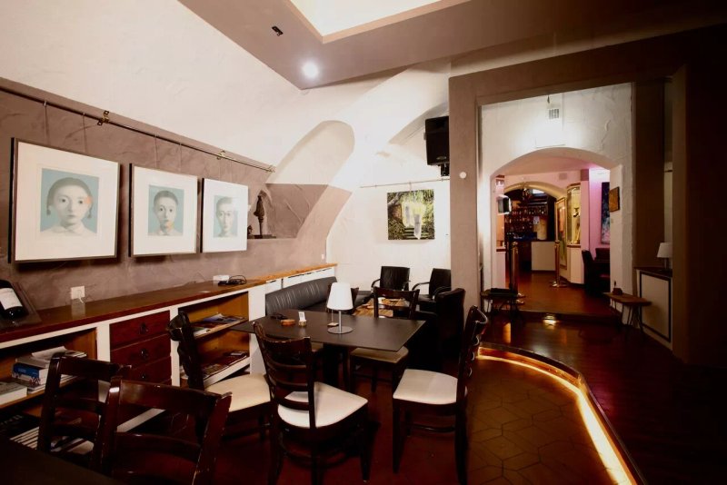 Ldx Bar & Artlounge