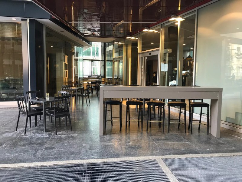 Filzi Milano Cafe & Restaurant