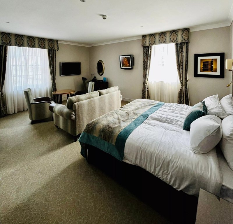 Swan's Nest Hotel