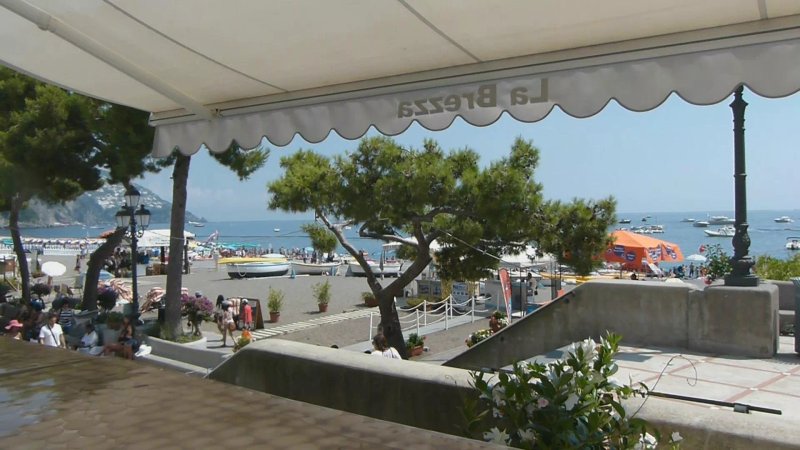 La Brezza Net Art Cafe